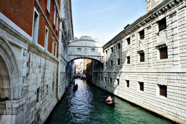 venice_bridge