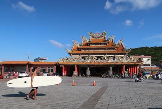 【福隆．舊草嶺環狀線】秋遊東北角，騎鐵馬正好！