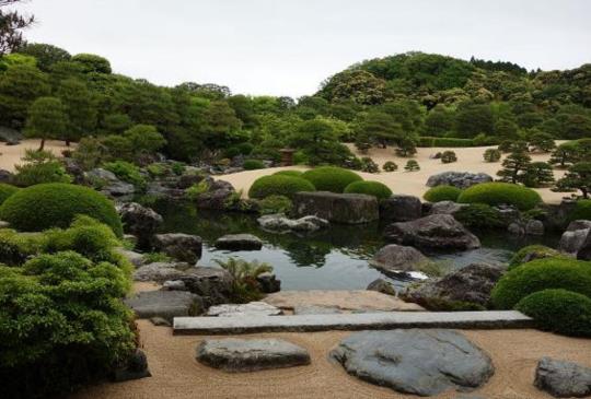 【日本】蟬連13年日式庭園之冠：足立美術館