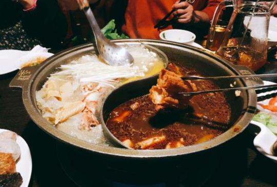 【麻辣鍋界新崛起小霸王，只此一間絕無分店】