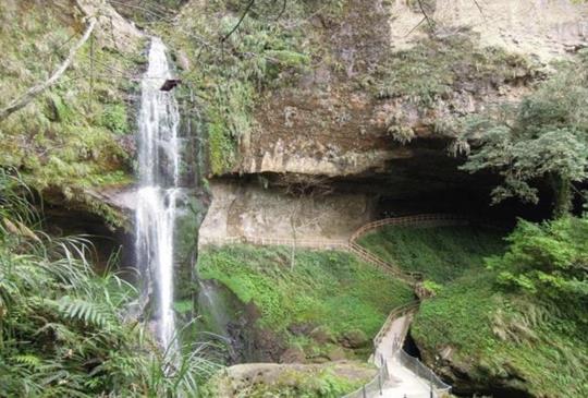 【南投】夏日溪畔清涼音，山水寄情「杉林溪」