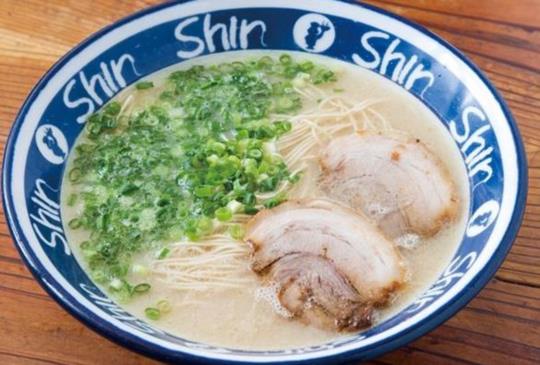 【福岡】那無法忘懷的美食記憶-豚骨拉麵與牛雜鍋