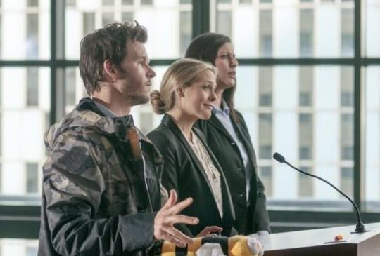 【新聞】金球女星要離婚《毛小孩選邊站》與鮮肉老公爭奪狗狗扶養權