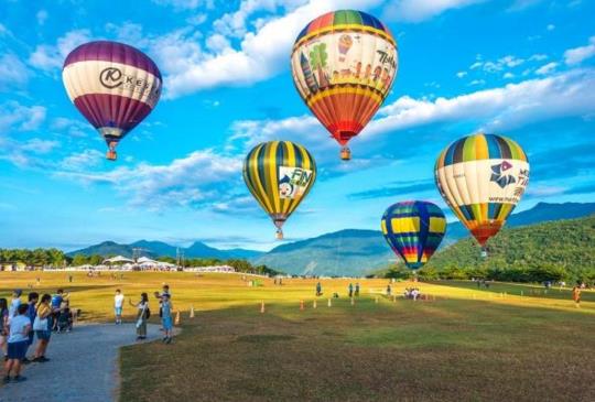 別說台東只有熱氣球！跟著在地人慢遊台東8大特色景點