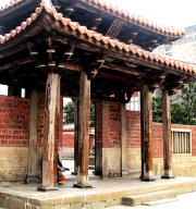 走進歷史，探訪【鹿港】巷弄中的傳奇