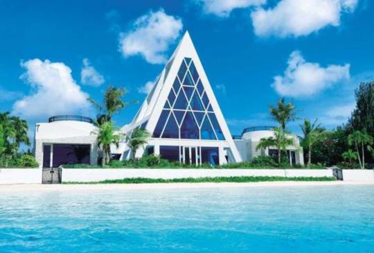 關島限時購物季 戀上太平洋上的藍寶石