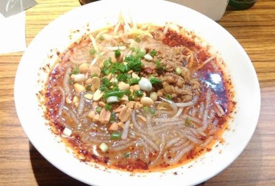 【吃過就會上癮！台北超道地「酸辣粉」．香辣過癮】