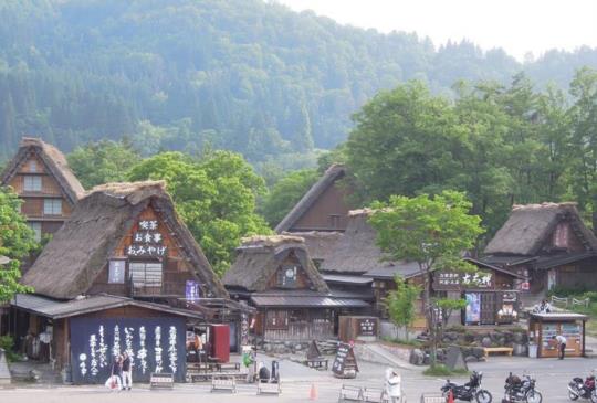 【日本】走入童話世界白川鄉合掌村