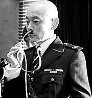 葛優為《一步之遙》賣老命 親身承受綑吊折磨