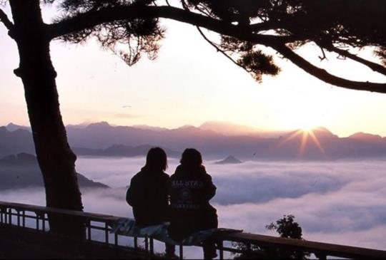 遇見日本神話故鄉「高千穗」 碧綠魅力秘境賞遊