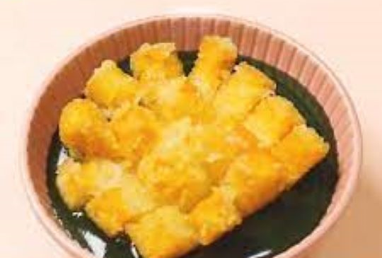 像一朵黃色小花！炸豆腐