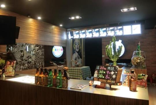 【台北‧大玩創意，食品安全也沒忘記：酒矸倘賣嘸-Bottle】