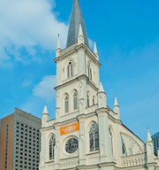 新加坡歐風【讚美廣場】 露天電影院賞即刻救援2.3集