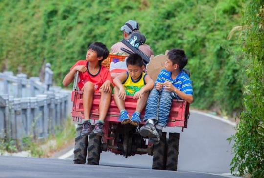 【《只要我長大》黑澀會美眉詮釋出最美的身障老師】