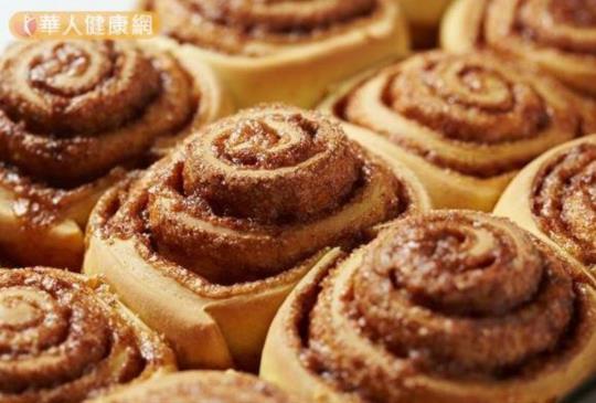 【減輕肩頸痠痛快上按摩店？專家：先戒掉甜麵包！】