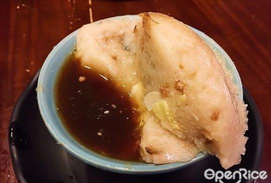 哪裡吃的到童年巷口賣的那一碗”碗粿”？這5家帶你找回記憶裡的復古味！