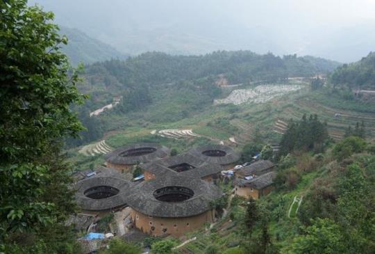 【中國福建】土樓田螺坑：神話般的山居建築