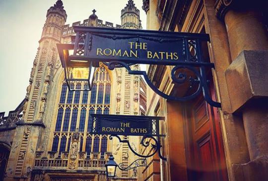【英國】巴斯：染上蜂蜜色的優雅小羅馬