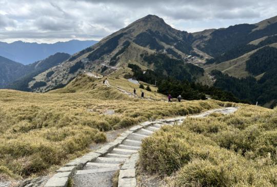 【南投。仁愛】最平易近人的百岳~合歡山石門山步道