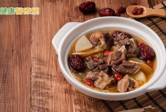 天冷吃補小心月事來時大血崩　中醫精闢食養分析辯虛實
