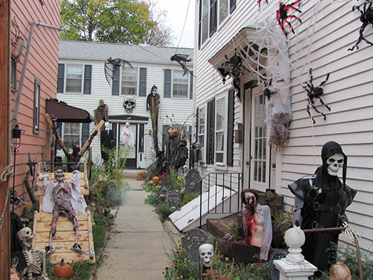 Halloween home deco.jpg