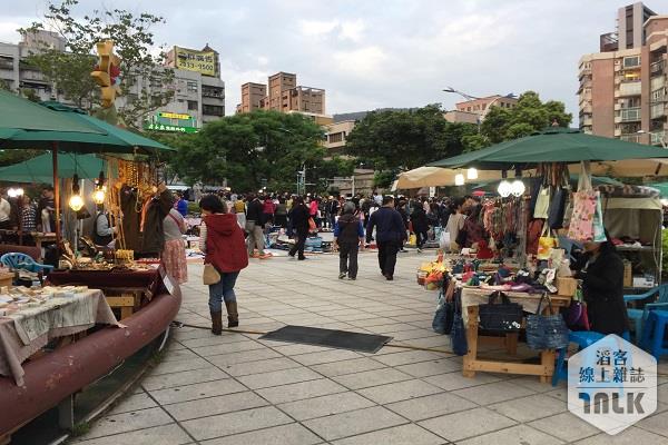 圓環跳蚤市場.JPG