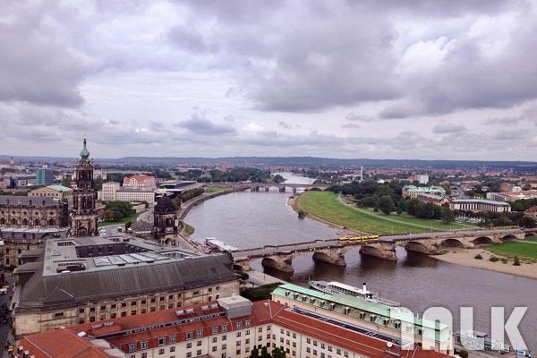 德勒斯登聖母教堂Frauenkirche 頂端.jpg