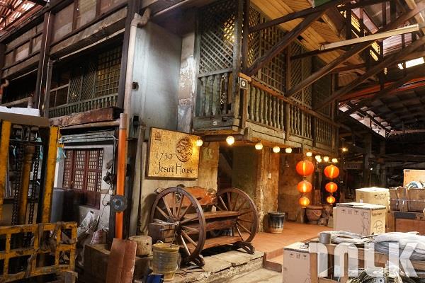 1730 Jesuit House.JPG