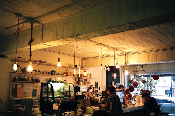 儲房咖啡館-2.jpg