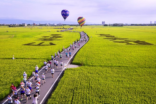 伯朗大道(冬山鄉觀光旅遊網).jpg