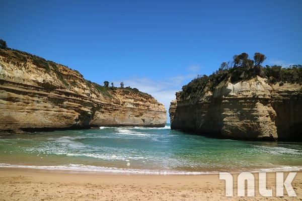 Great Ocean Road-7.JPG