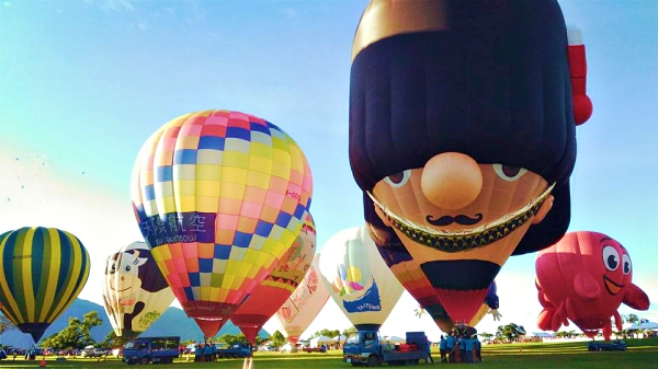 balloonFestival_01.jpg