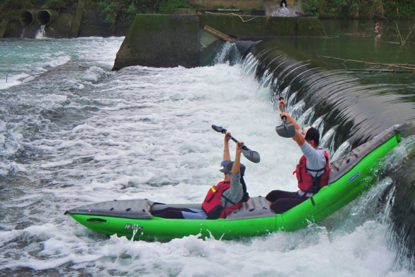 kayakR_02.jpg