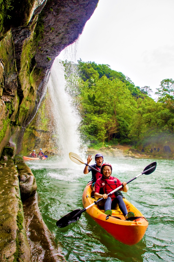 kayakR_05.jpg
