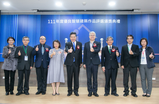 內政部吳堂安次長 (1).jpg