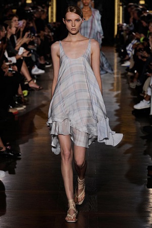 Summer15_Press_images_jpg_300dpi_Look_24_Dress.jpg
