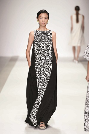Holly Fulton 2015 by one fifteen.jpg