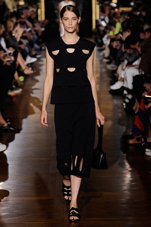 Summer15_Press_images_jpg_300dpi_Look_9_Top.jpg