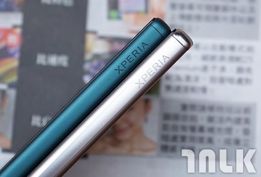 Sony Xperia Z5 Premium vs Xperia Z5 6.JPG