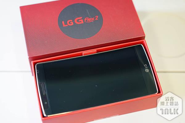 LG G Flex 2 1.jpg