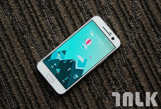 HTC 10 2.JPG