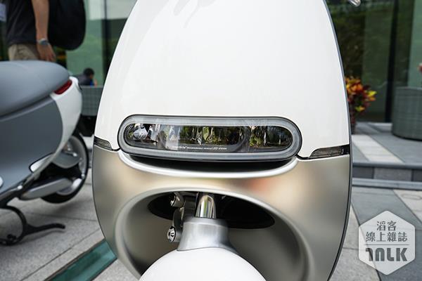 Gogoro Smartscooter 4.JPG