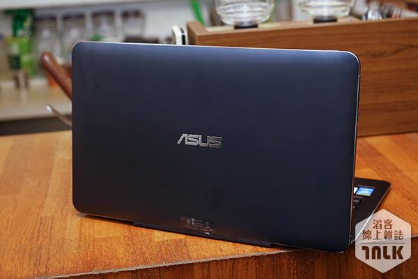 ASUS Transformer Book T300 Chi 2.JPG