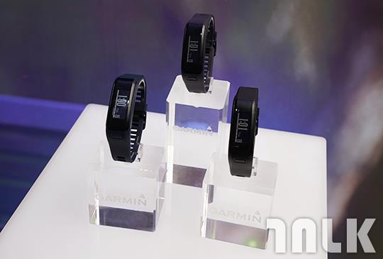 Garmin vivosmart HR 一卡通版 6.JPG