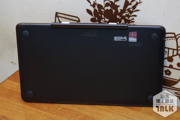 ASUS Transformer Book T300 Chi 4.JPG
