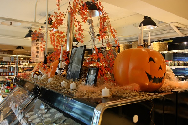 萬聖節的神農市場