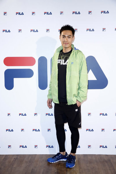 楊祐寧活動開場前著FILA秋冬Performance自主訓練系列服飾