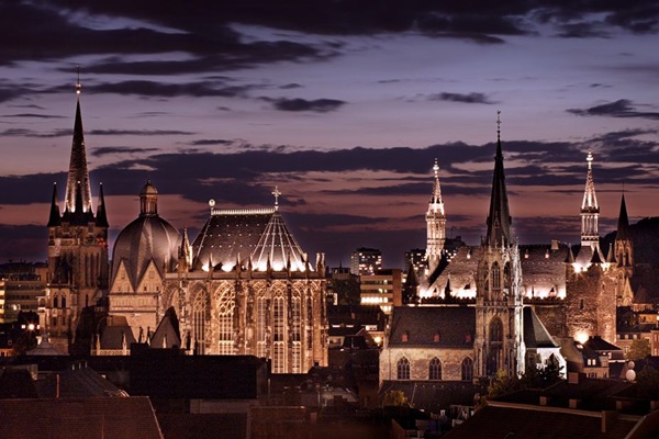 aachener dom.JPG