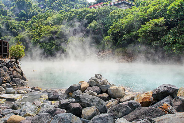北投溫泉(地熱谷)-修