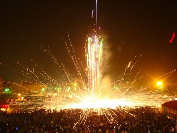 鹽水蜂炮 Citytalk城市通